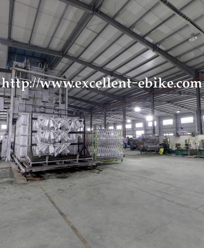প্রাপ্তবয়স্কদের জন্য 2000w 60v বৈদ্যুতিক স্কুটার ব্যাটারি লিথিয়াম 20Ah 2 ব্যক্তি 21